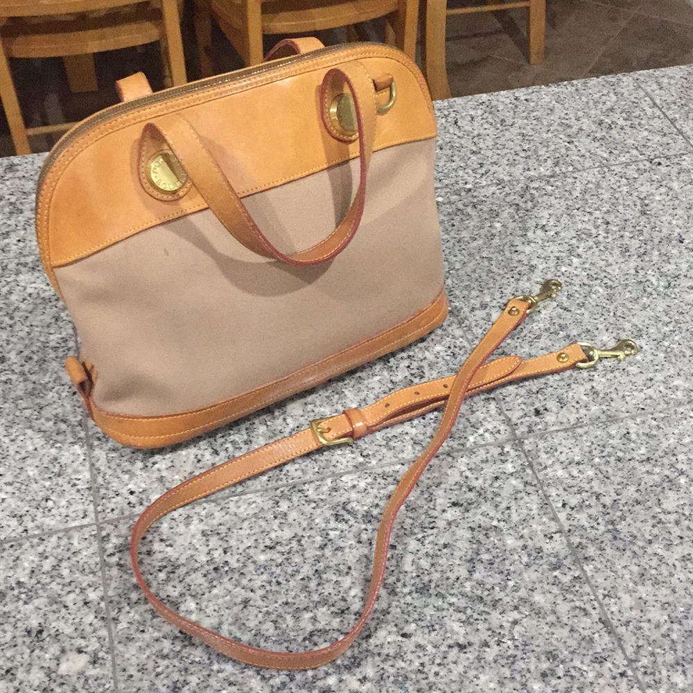 Dooney & Bourke handbag